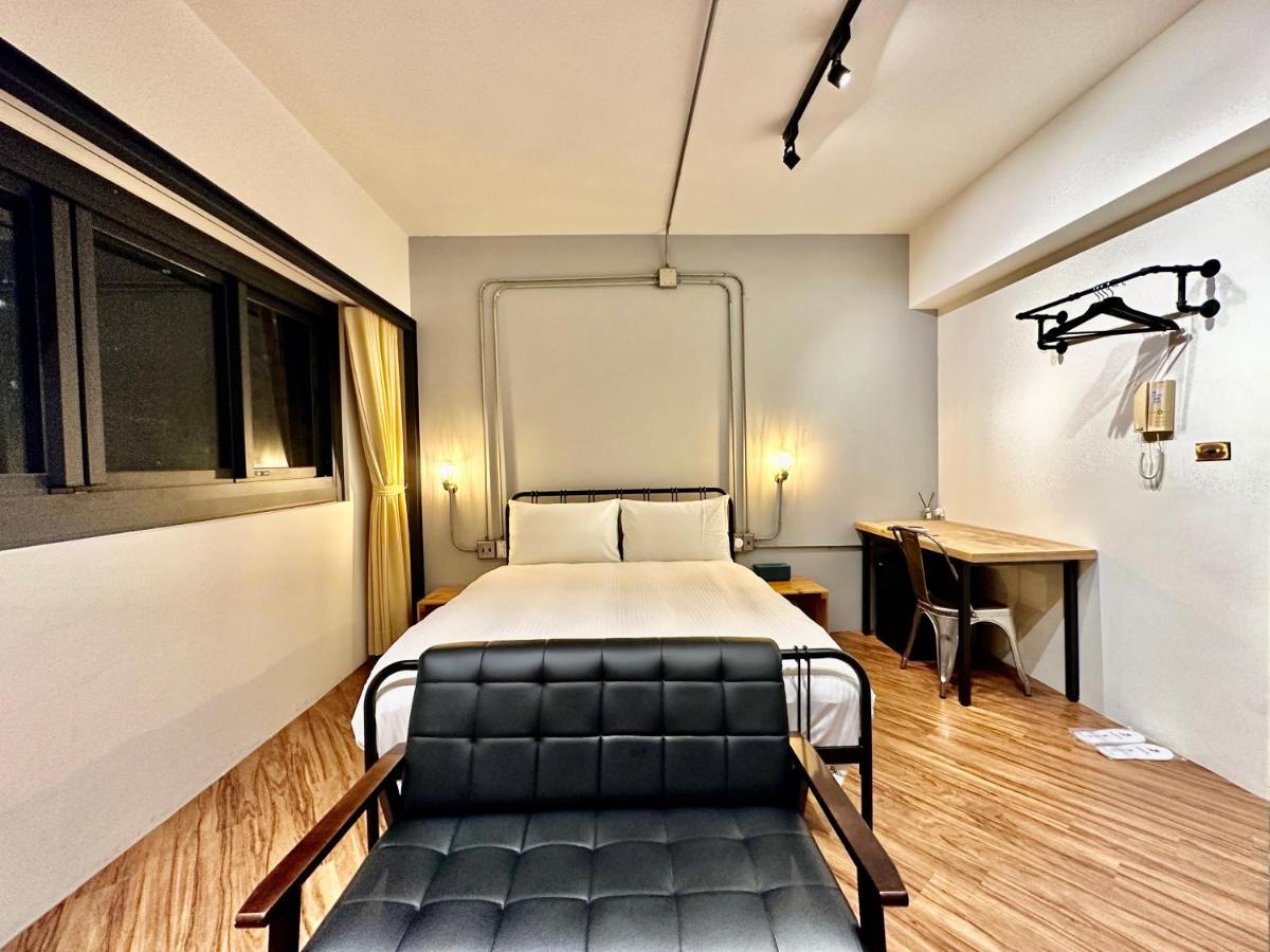 小鹿 Homestay Taichung Bagian luar foto